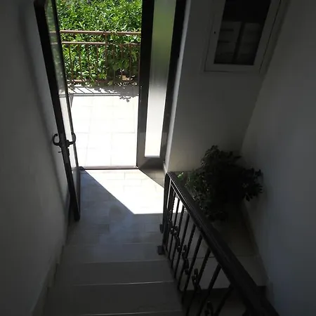 Kuzmicic 3* Jelsa (Hvar)